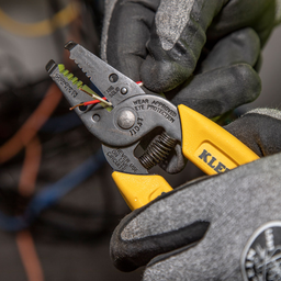 Wire Stripper/Cutter, 22-30 AWG Solid Wire