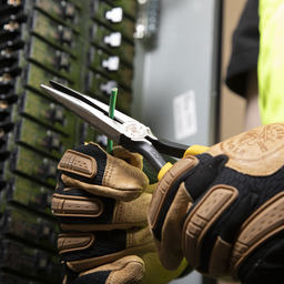 Pliers, Needle Nose Side-Cutters, 7-Inch