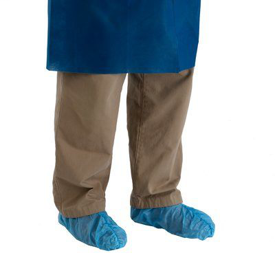 3M Disposable Protective Overshoe Cover 402, Universal Size, 150 Pairs EA/Case