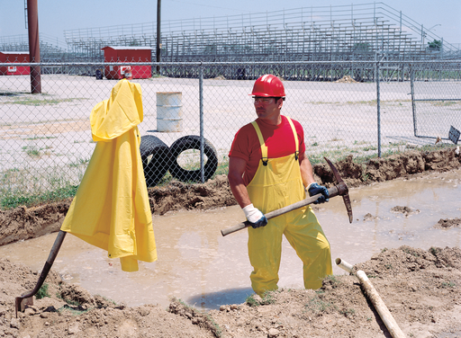 CREWS LARGE RAIN SUITE