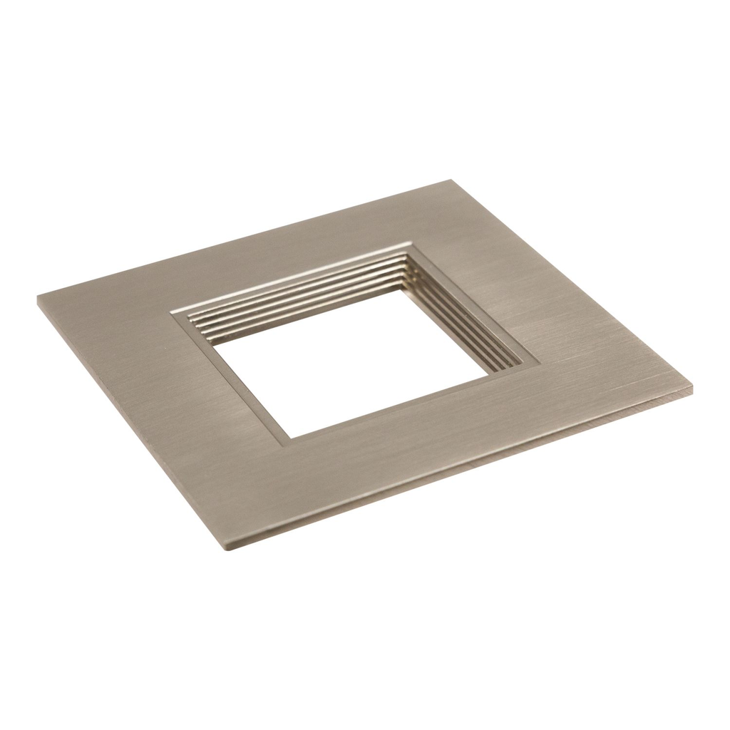 Product image for Halo RSQ4TRMSNB 4" square trim, satin nickel flange and baffle