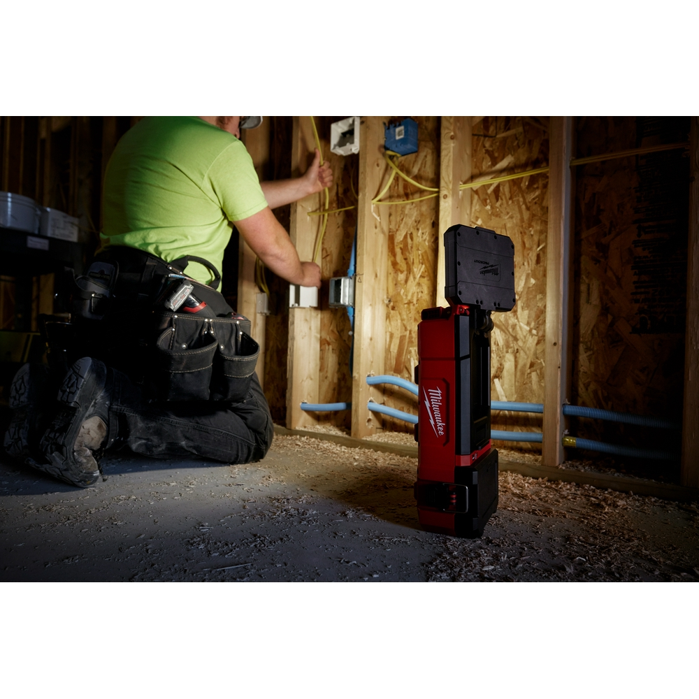M12™ PACKOUT™ Flood Light w/ USB Charging