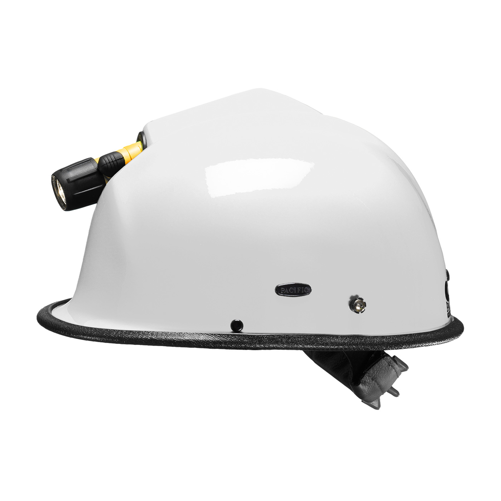 Product image for PIP 806-3009 PACIFIC R3T KIWI W/ LIGHT HOLDER, WHITE, RATCHET, 3-PT CHIN STRAP LIKELY SUBJECT TO TAX