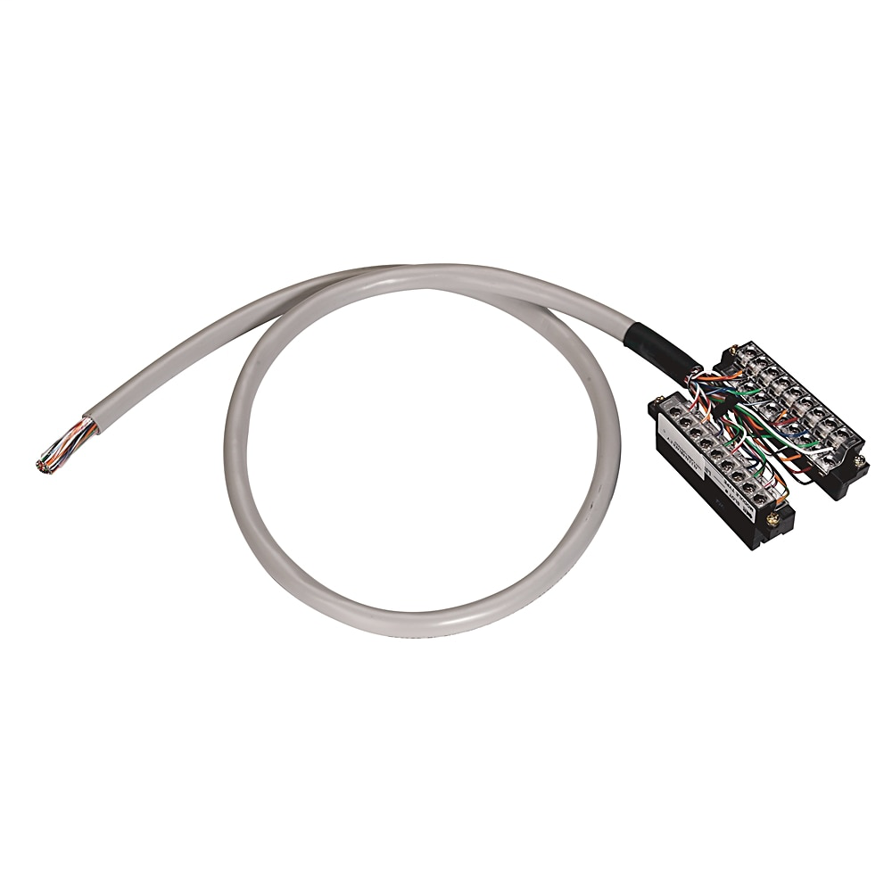 , 1492-CAB* - Digital Cable, Cable Type RTN32O: I/O Module Ready Cable for 1769 Digital I/O Modules, 5.0 meter (16.4 feet),