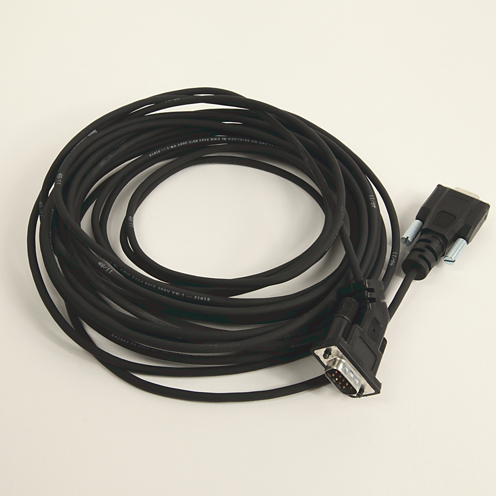 Cable,9/9 Pos,45 Deg. D/Straight D,3M. Cable,9/9 Pos,45 Deg. D/Straight D,3M.