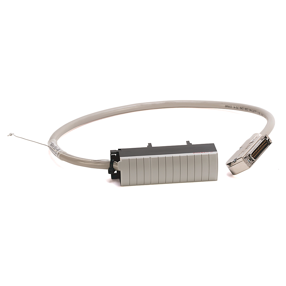 Allen-Bradley 1492-ACABLE005R Analog Cable Co Allen-Bradley 1492-ACABLE005R Analog Cable Co