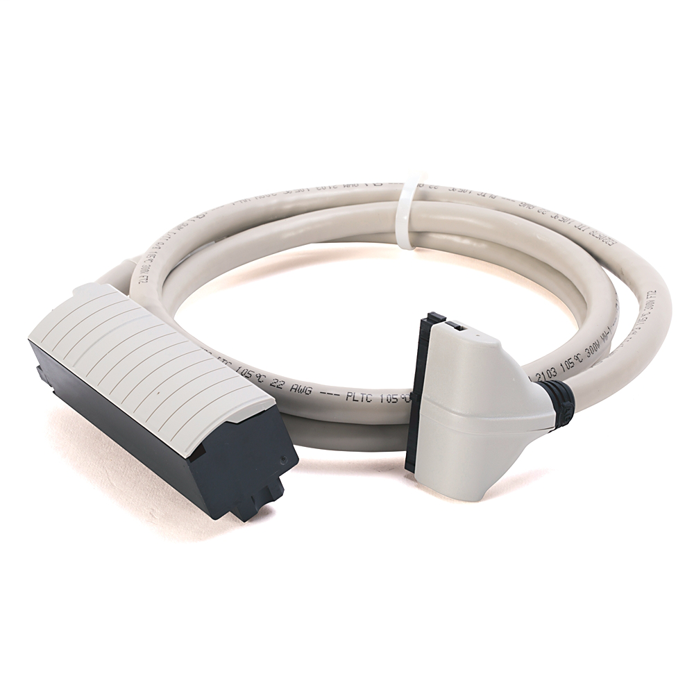 Allen-Bradley 1492-CABLE015Z 1.5 m 300 Volt 22 AWG 40-Conductor Pre-Wired Digital Interface Cable Allen-Bradley 1492-CABLE015Z 1.5 m 300 Volt 22 AWG 40-Conductor Pre-Wired Digital Interface Cable