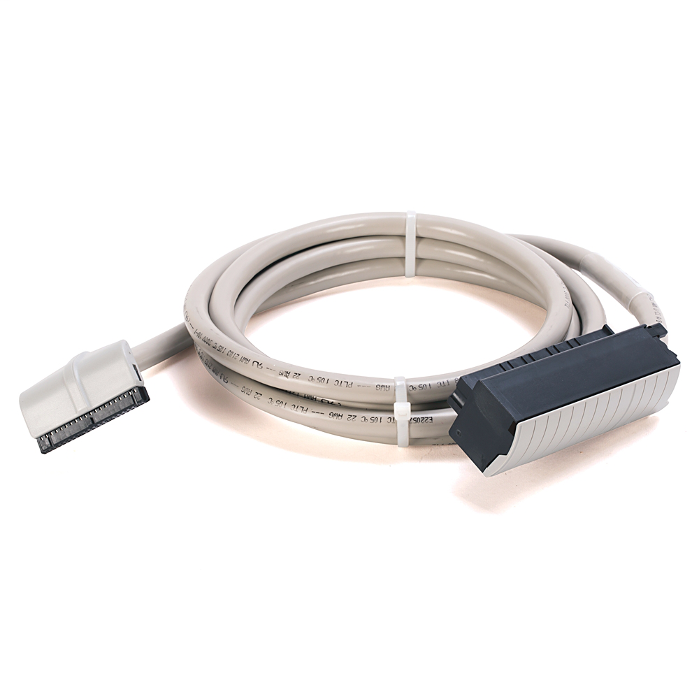 Allen-Bradley 1492-CABLE025Y 2.5 m 300 Volt 22 AWG 40-Conductor Pre-Wired Digital Interface Cable Allen-Bradley 1492-CABLE025Y 2.5 m 300 Volt 22 AWG 40-Conductor Pre-Wired Digital Interface Cable