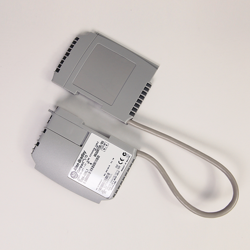 1 Ft (305 MM) Right-To-Left Bus Expansion Cable