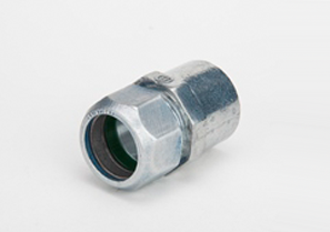 Combination coupling for transitioning between 1" Rigid or IMC raceways to 1" EMT in wet or dry locations. Listed for use in wet locations. Raintight