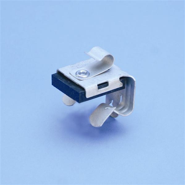 Hammer-On Rail Clip, One Conductor Parallel to Foot, Vibration Absorbtion