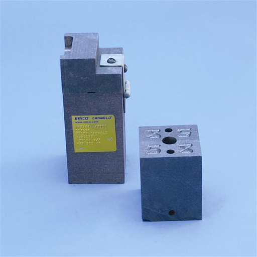 Product image for Erico CDMV0158 Cadweld Multi Vertical Mold, 5/8" dia, 0.556" 0.563" dia