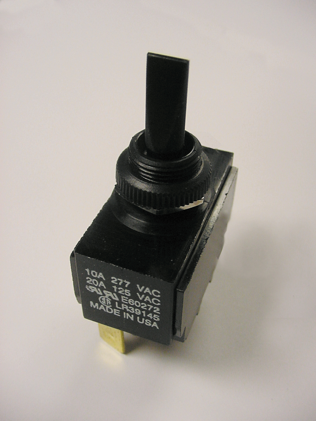 SPDT Double Insulated, Plastic Toggle Switch
