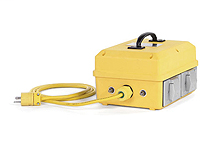 Product image for Woodhead 1640-12 LOVOLT® 400W 120V/12V Workstation with 4 Receptacles 15A Breaker, 16/3 SOOW Cord Type, 1.83m (6.0' ) Cord Length