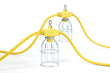 Product image for Woodhead 310123 Super-Safeway® Assembled Rubber Stringlight 200W 12/3 SOOW 1.52m (5.0' ) Lead with Guard 3.04m (10.0' ), Overall Length 30.48m (100.0' ) W