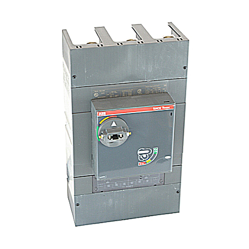 Molded case circuit breaker