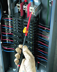 Product image for Fluke L210 Modular Test Probe Light Kit