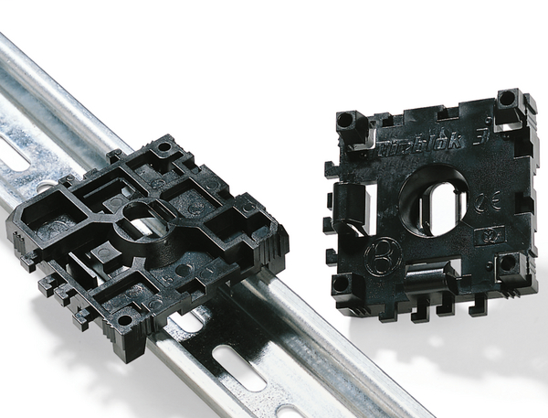 For mounting ducts to DIN rails HTWD-RB