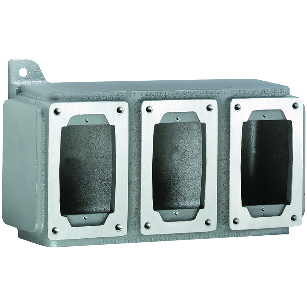 SWB Series - Aluminum Three-Gang Device Body For Use With XCS/XS/XT Cover Assemblies - Hub Size 1-1/2 Inch Max