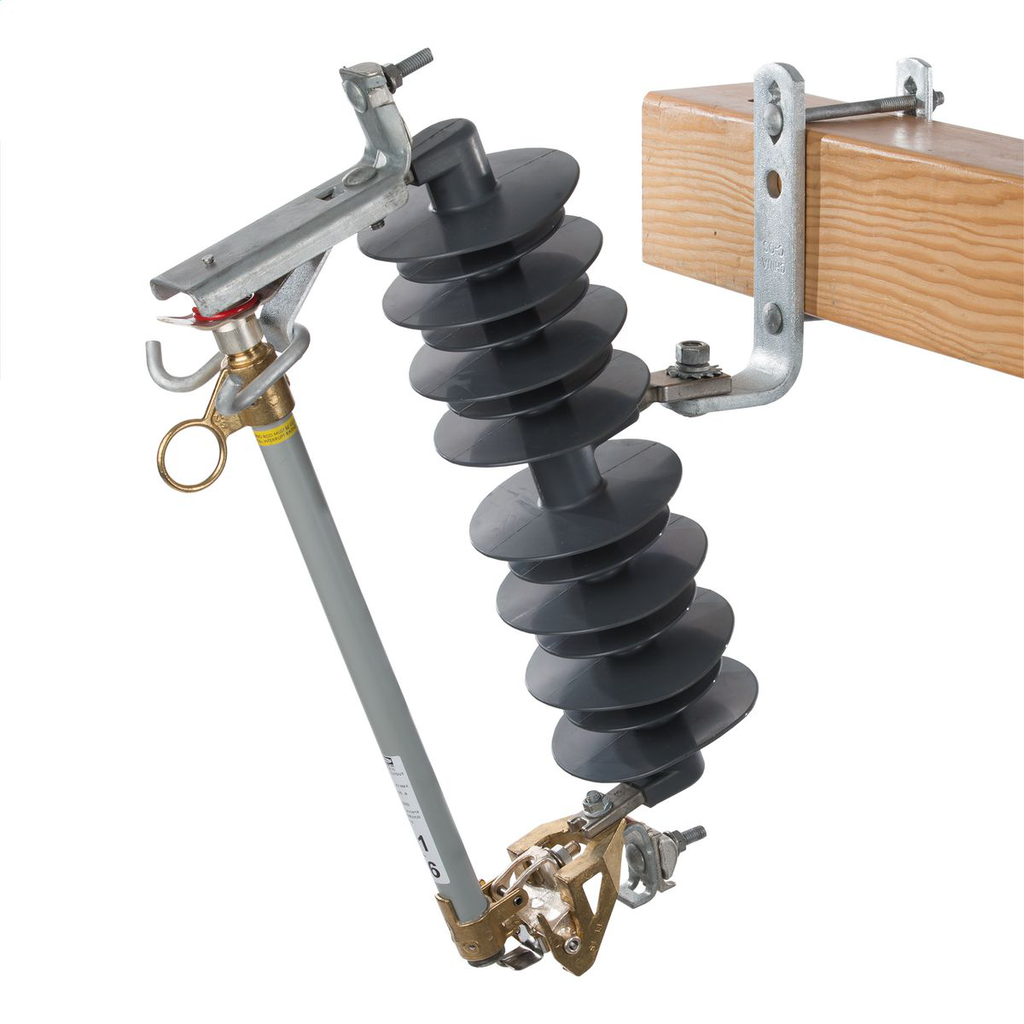 CHANCE CP710143PB 200A 15KV NON -LOADBREAK POLYMER CUTOUT W/ PARALLEL GROOVE CLAMP CHANCE CP710143PB 200A 15KV NON -LOADBREAK POLYMER CUTOUT W/ PARALLEL GROOVE CLAMP