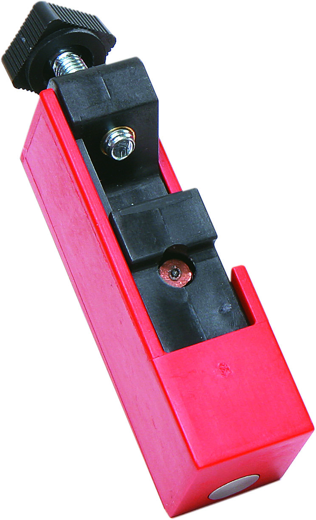 Product image for Ideal 44-764 Circuit Breaker Lockout, Clamp-On Type 120/277V