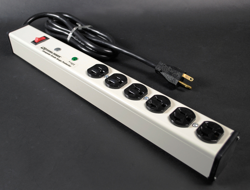 Plug-In Outlet Center Unit / 120V/20A/6 O/L /lighted switch/15' cord/Computer Grade Surge