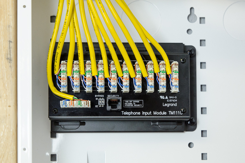 OnQ TM1110 10Way Black IDC Telephone Module with RJ31X Capital