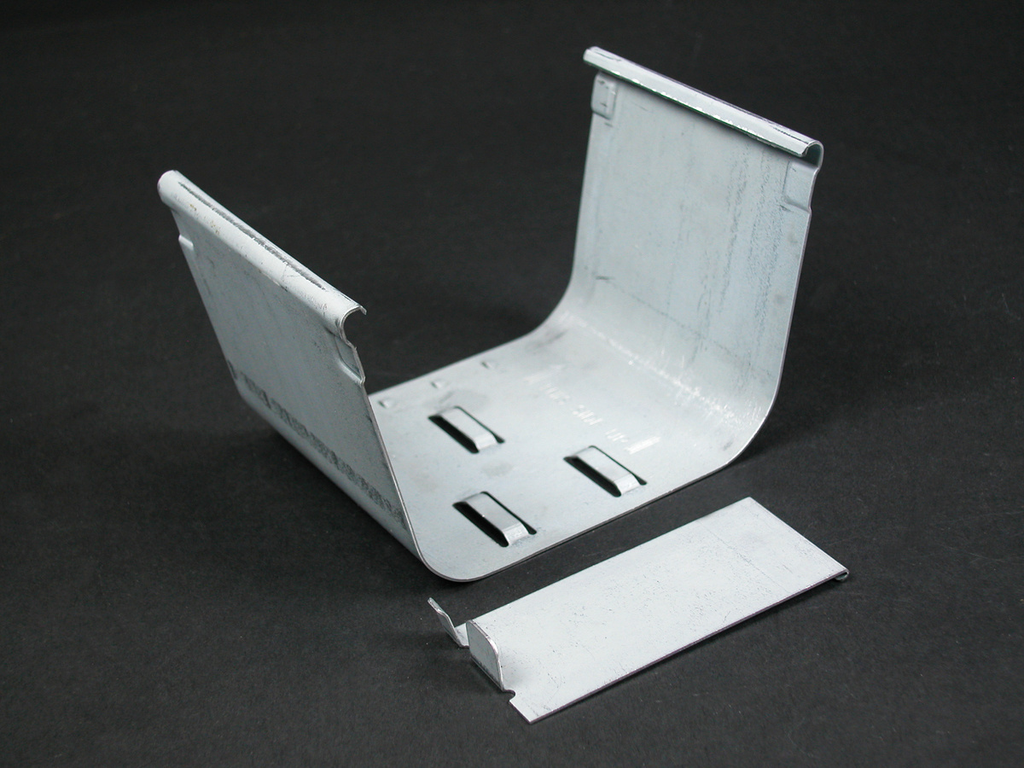 Product image for Wiremold G6001DA 3 x 2-3/8" Gray Steel Multiple Channel Raceway Divider Clip