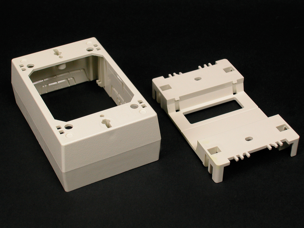 Product image for Wiremold 2348D-WH 400/800/2300/2300D-Series Extra Deep Device Box Fitting