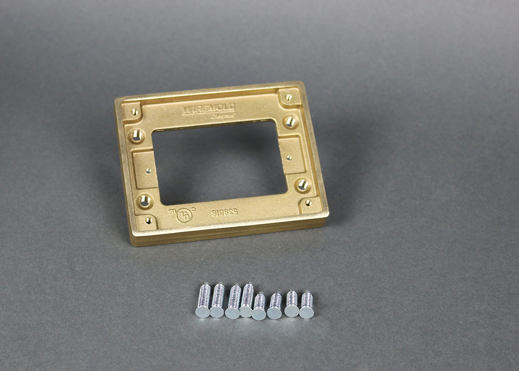 Product image for Wiremold 817T 4.524 x 3.48" 1-Gang Brass Floor Box Tile Flange