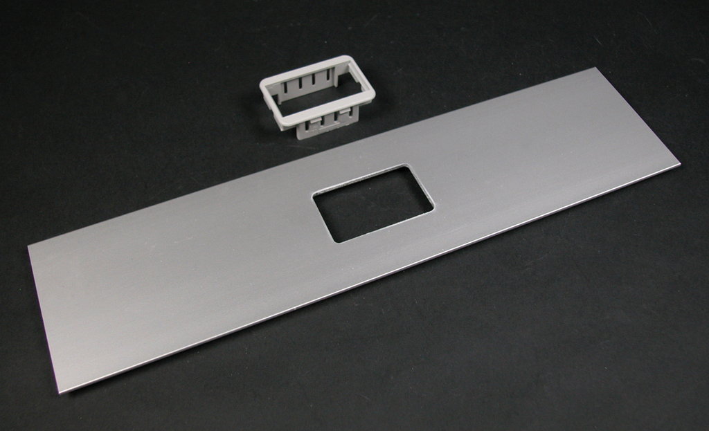 Product image for Wiremold ALA-2A ALA3800-Series 2A Mini Adapter Cover Plate
