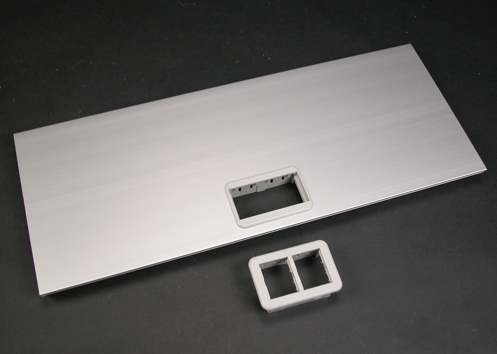 Product image for Wiremold AL5256-ABRT AL5200-Series Large Multi-Channel Raceway Ortronics Cover Plate