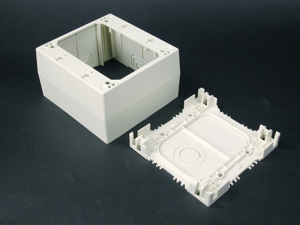 Product image for Wiremold NM2044-2WH NM2000-Series Extra Deep Device Box Fitting