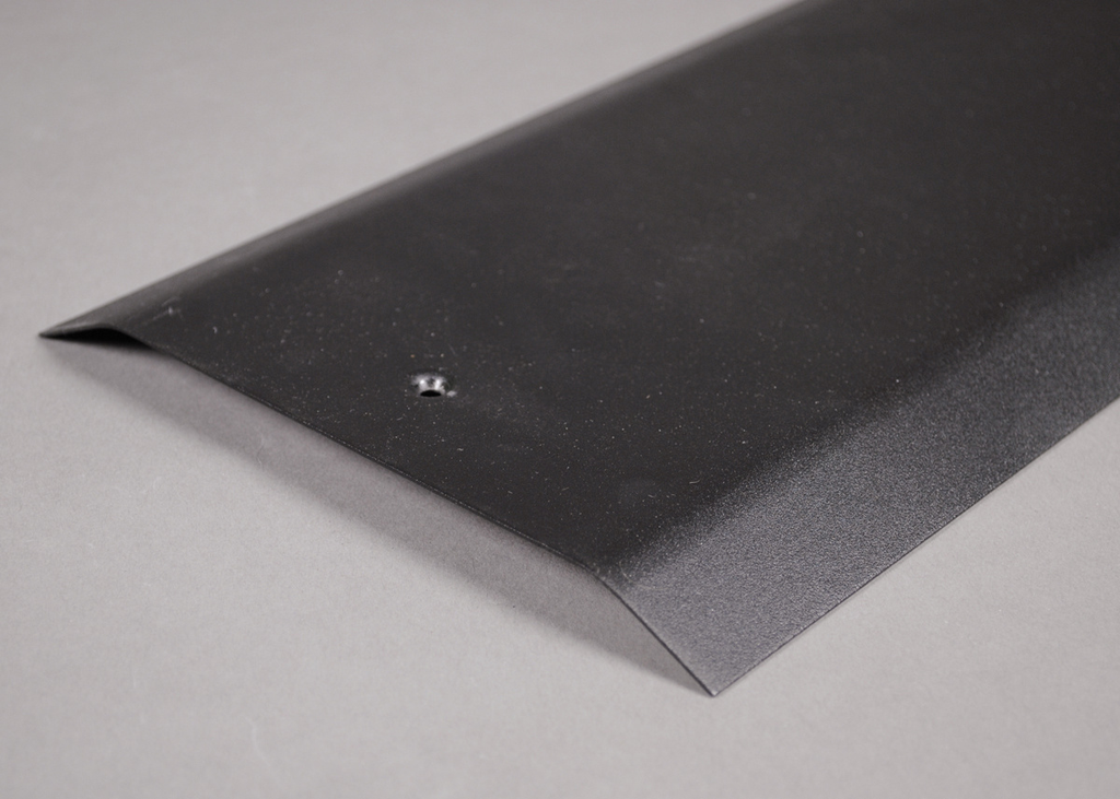 Product image for Wiremold OFRC-8 6-7/8 x 1/2" Steel Multiple Channel Overfloor Raceway Cover