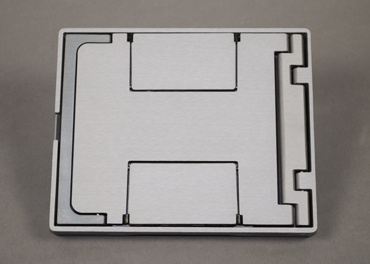 Product image for Wiremold FPBTAL 7-3/4 x 6-1/2" Blank Top Tile Brushed Aluminum Floor Box Blank Cover Assembly