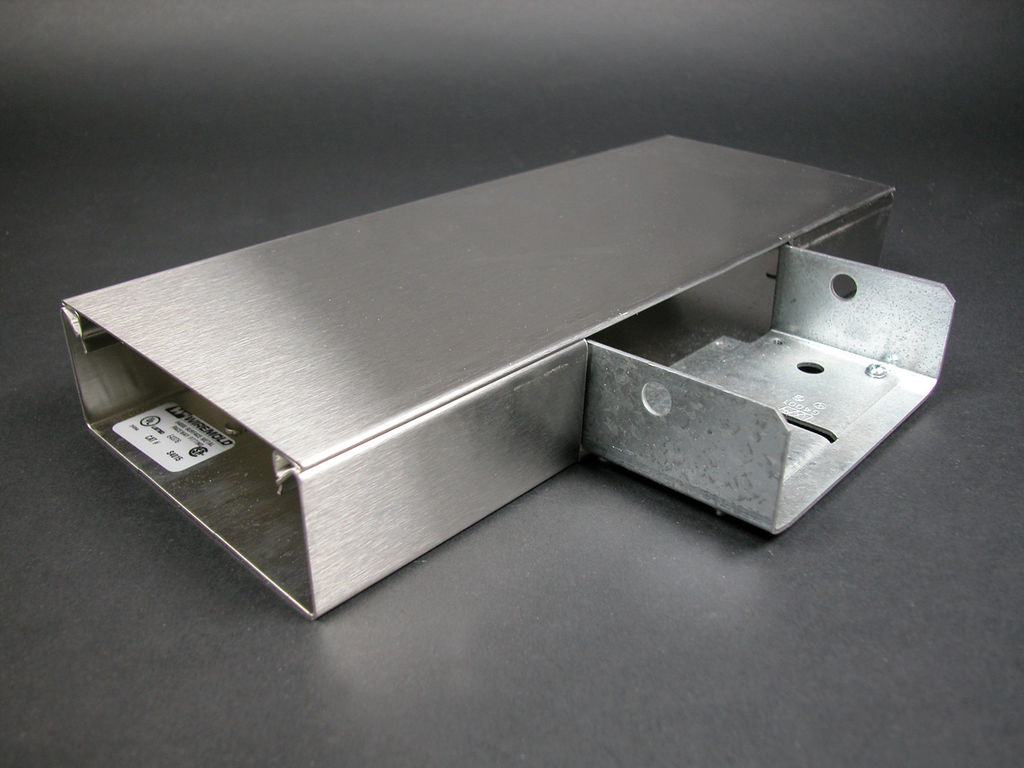 Product image for Wiremold S4015 S4000 Tee Fitting