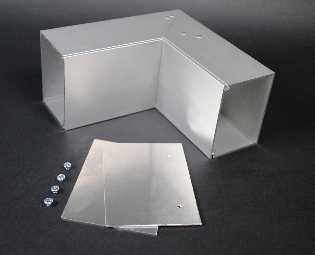 Product image for Wiremold ALA3817 ALA3800-Series Internal Elbow Fitting