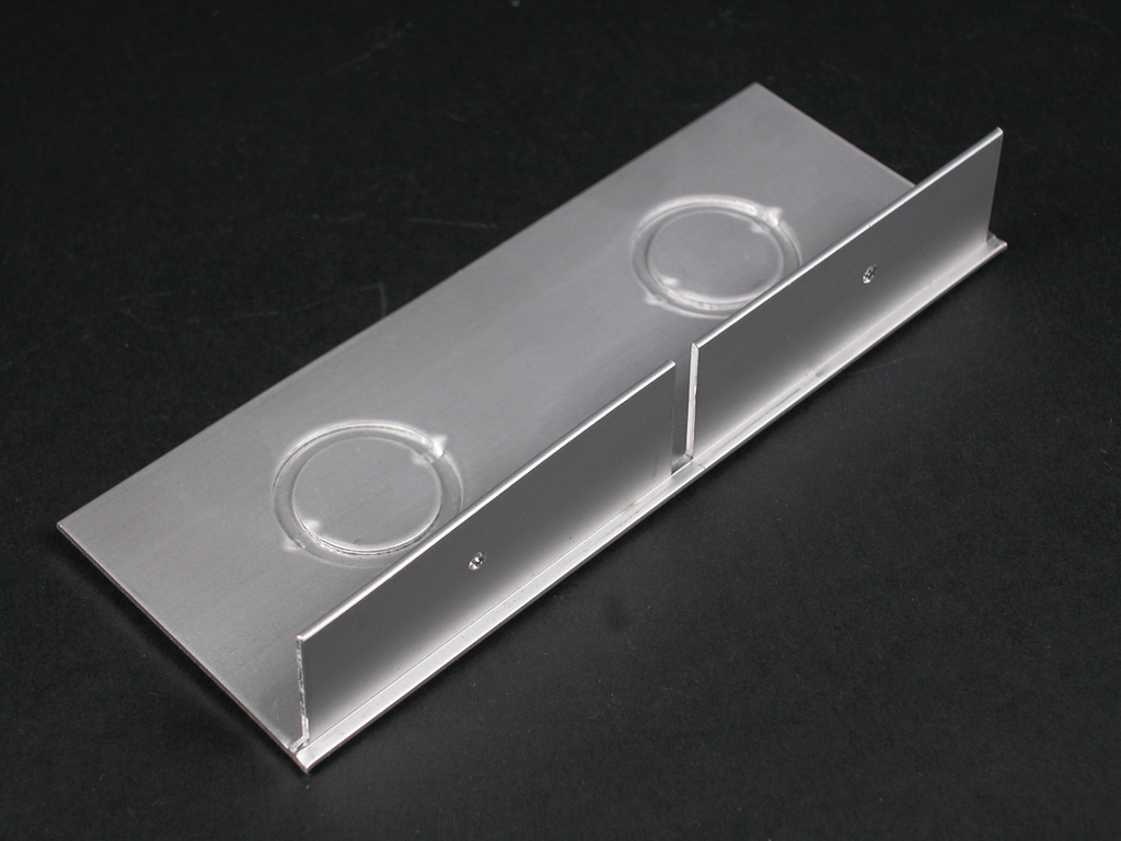 Product image for Wiremold ALA4810B2 6 x 2-3/16" Satin Anodized Aluminum 2-Channel Raceway Entrance End