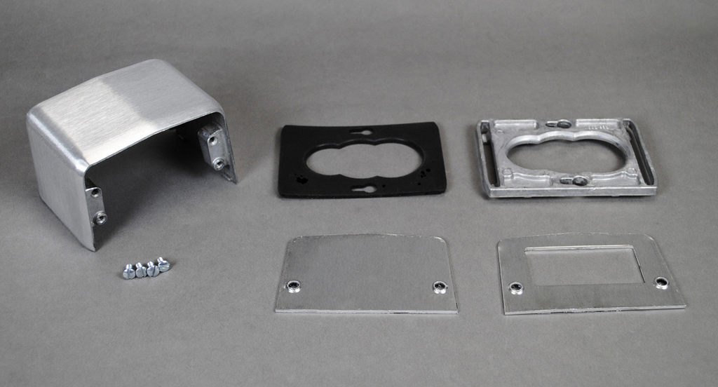 Product image for Wiremold 525J 4-Piece GFI Device Plate Pedestal Service Fitting