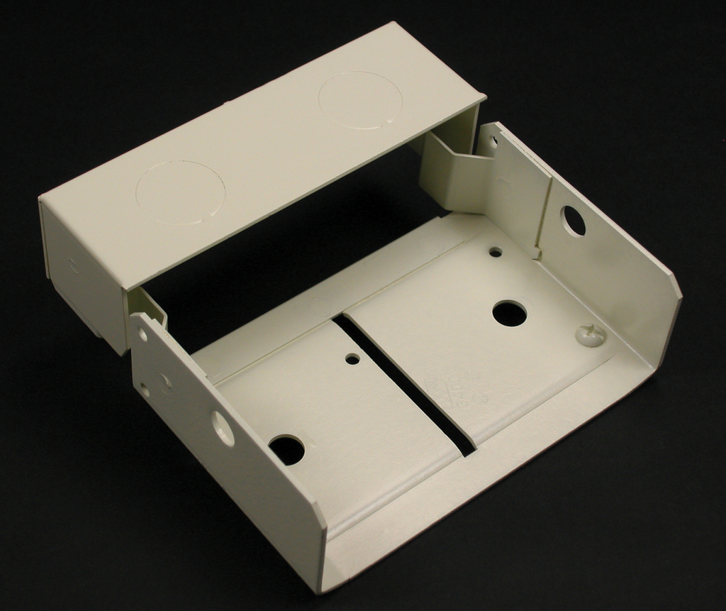 Product image for Wiremold V4017N 4-21/32 x 1-1/4" Ivory Steel Multiple Channel Raceway Inverted Internal Elbow