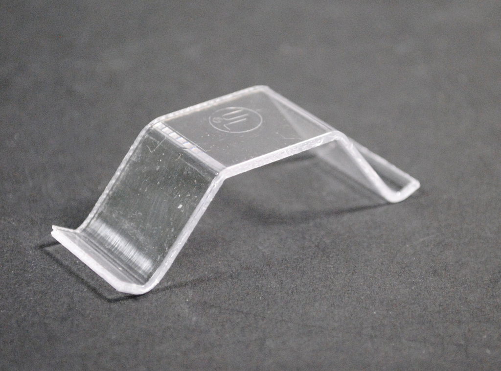 Product image for Wiremold AL2000WC 3/4" Satin Anodized Aluminum Plastic 1-Channel Raceway Wire Retainer