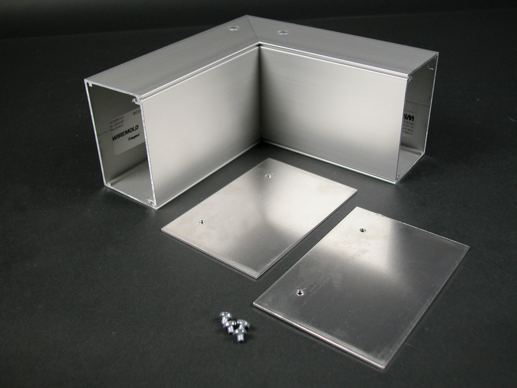 Product image for Wiremold AL3317 6" Satin Anodized Aluminum 1-Channel Raceway Internal Elbow