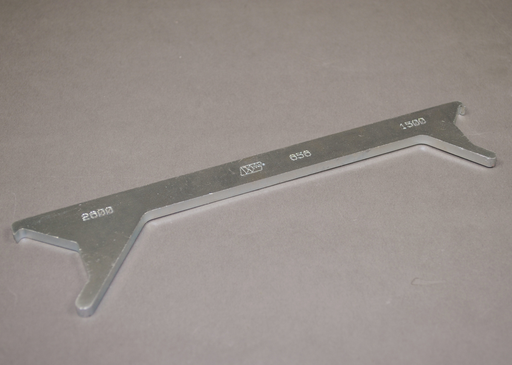 Product image for Wiremold 656 8-1/4" Steel 1-Channel Raceway Cover Removal Tool