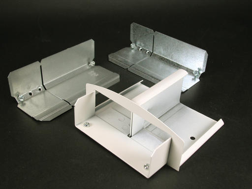 Product image for Wiremold DS4089-DV 5-3/4" Designer Ivory Steel Multiple Channel Raceway Adapter