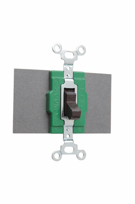 Product image for Pass & Seymour 1227 Manual Control Switch, Single Pole / Double Throw, 30A 120/277V - Brown