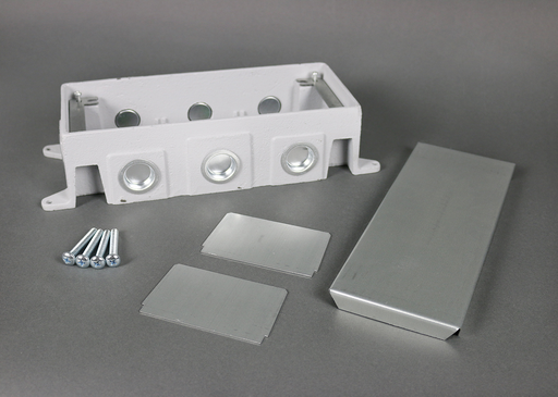 Product image for Wiremold 880CS3-1 1" 160 In? 3-Gang Cast Iron Floor Box