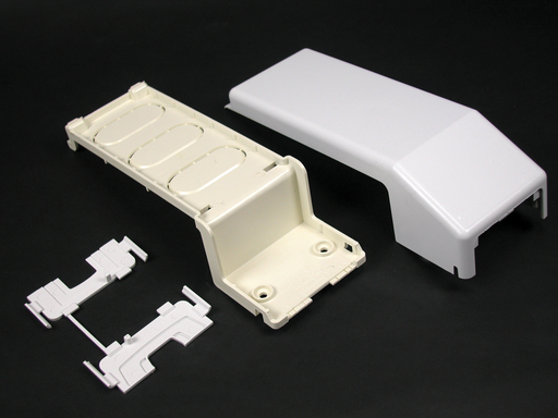 Product image for Wiremold 5574 9 x 3-3/16 x 2-3/8" Ivory Non-Metallic Multiple Channel Raceway Transition Fitting