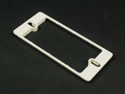 Product image for Wiremold 5507S-WH 5500-Series Rectangular Spacer Fitting