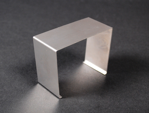 Product image for Wiremold ALA3806 1-3/8" Satin Anodized Aluminum 1-Channel Raceway Cover Clip