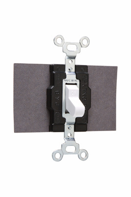 Product image for Pass & Seymour 1222-W Manual Controller, Double Pole, Double Throw, 15A 120/277V - White